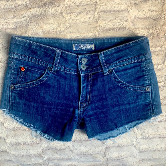 Adorable Hudson cut off denim shorts - Picture 1 of 6